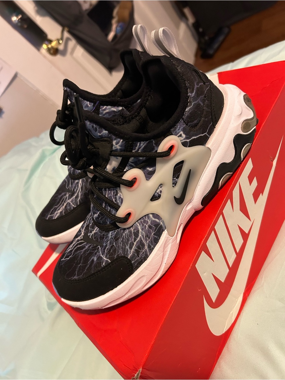 Nike Presto Sneakers EUC!